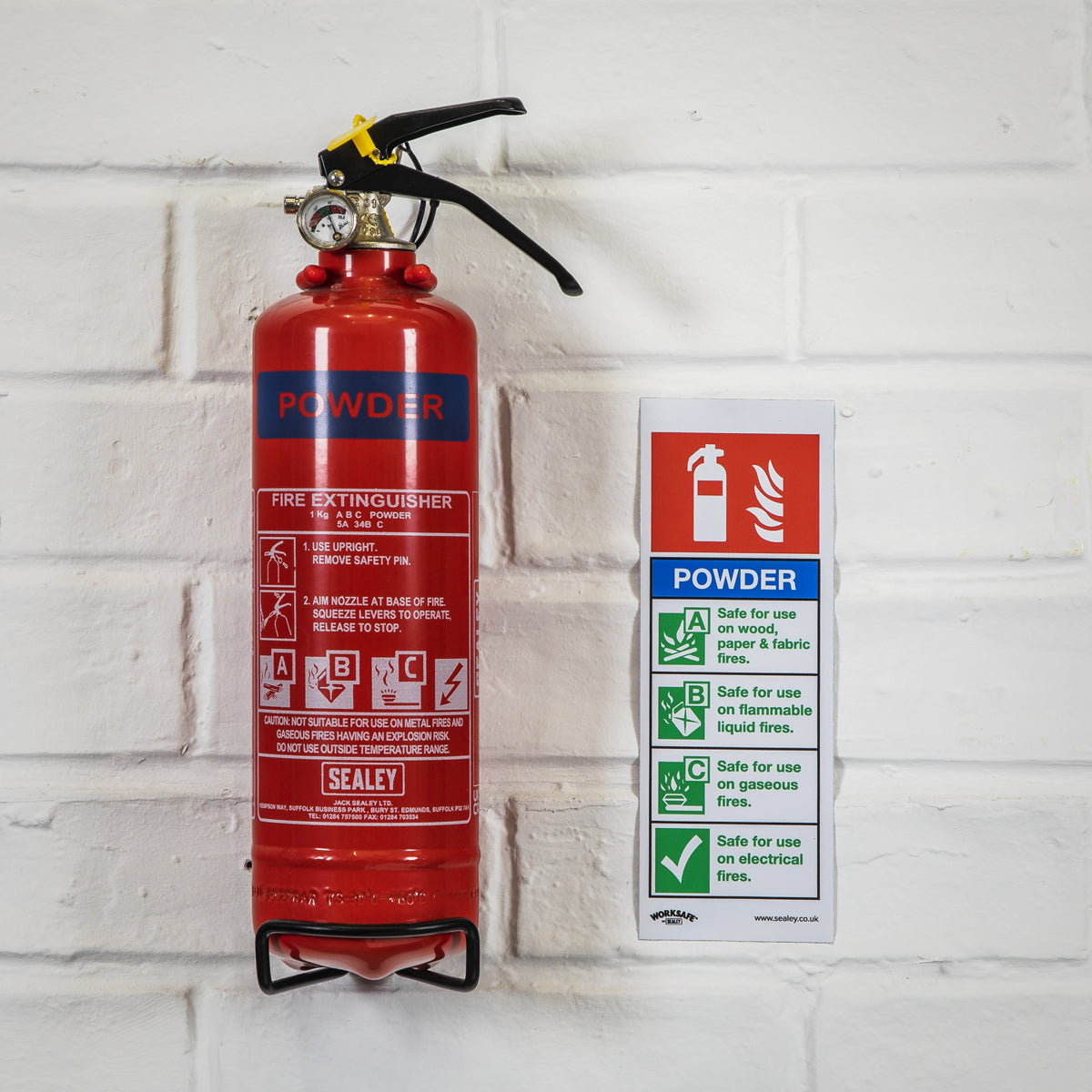 Sealey 1kg Dry Powder Fire Extinguisher With Wall Mounting Bracket SDPE01