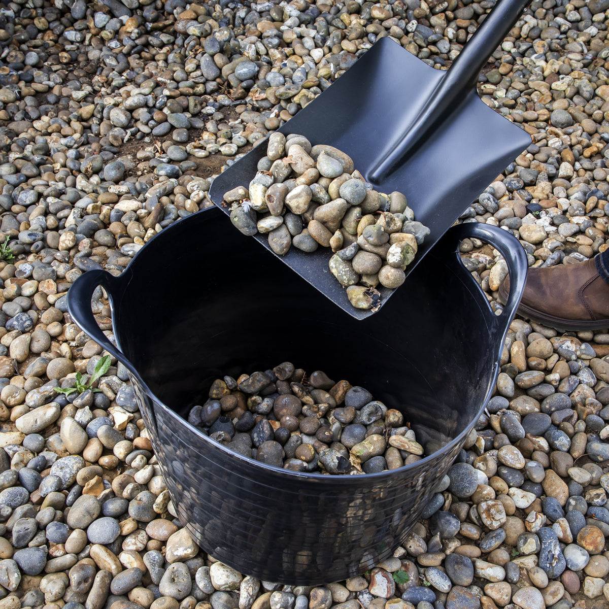Sealey Pressed Carbon Steel Shovel With 710mm Hardwood Ash Handle SH710