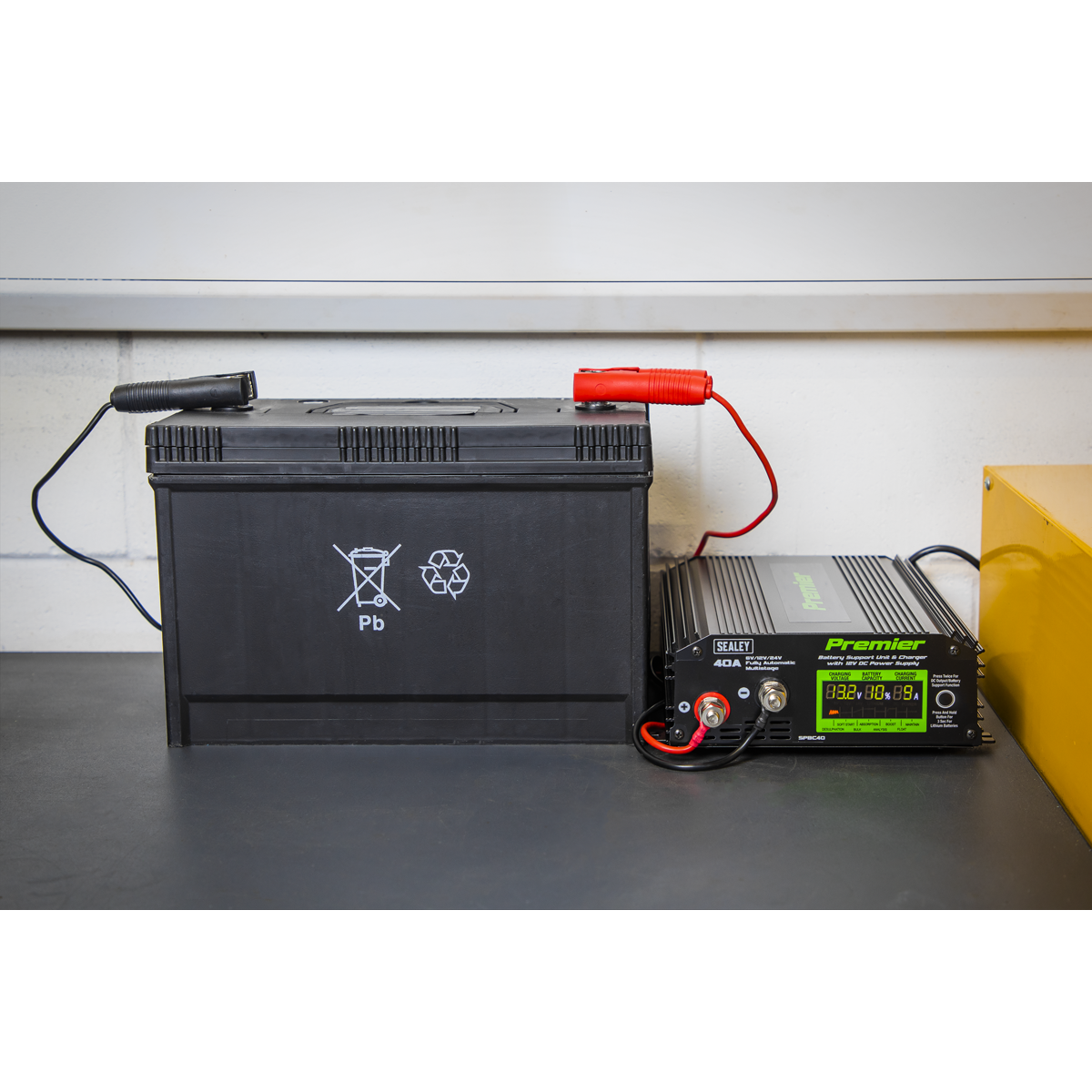 Sealey Battery Support Unit/Charger With Intuitive LED Screen 40A SPBC40