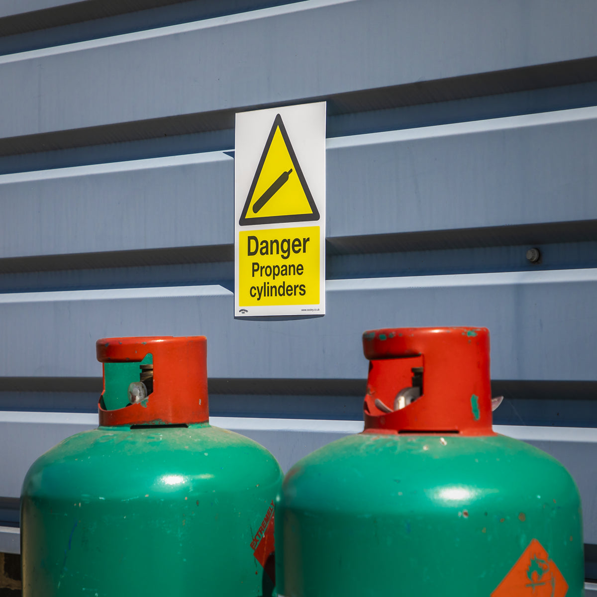 Sealey Warning Safety Sign Danger Propane Cylinders Rigid Plastic x1 SS62P1