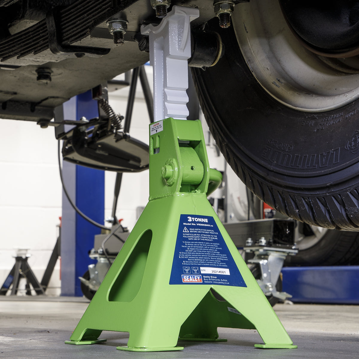 Sealey Load Axle Stands x2 3 Tonne Cap/Stand Ratchet Type Hi-Vis Green VS2003HV