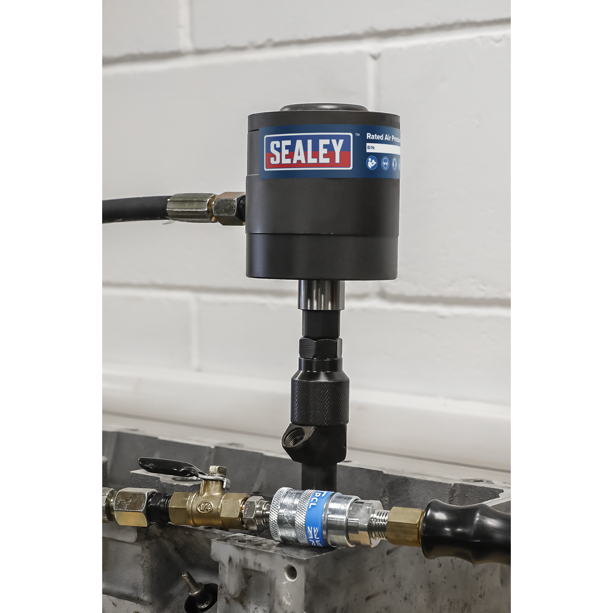 Sealey Pneumatic Diesel Injector Puller With Control Valve & Adaptors VS2080