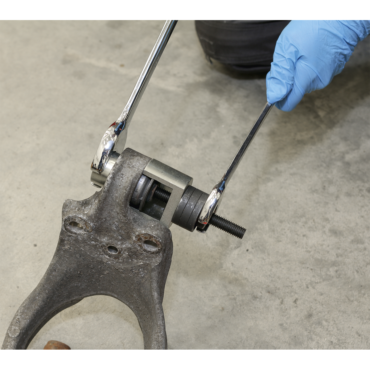 Sealey Front Pivot Arm Bush Tool For Peugeot 407/508 Citroen C5/C6 VSE4785