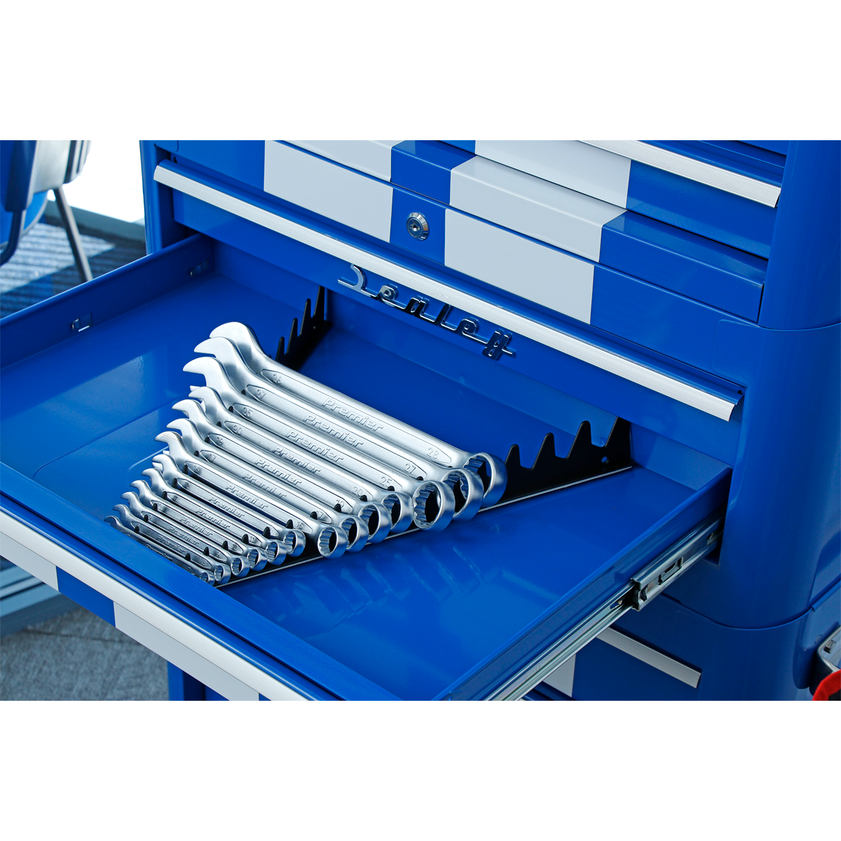 Sealey Premier Sharks Teeth Spanner Rack 2 Pieces 20 Capacity 425mm Long WR01