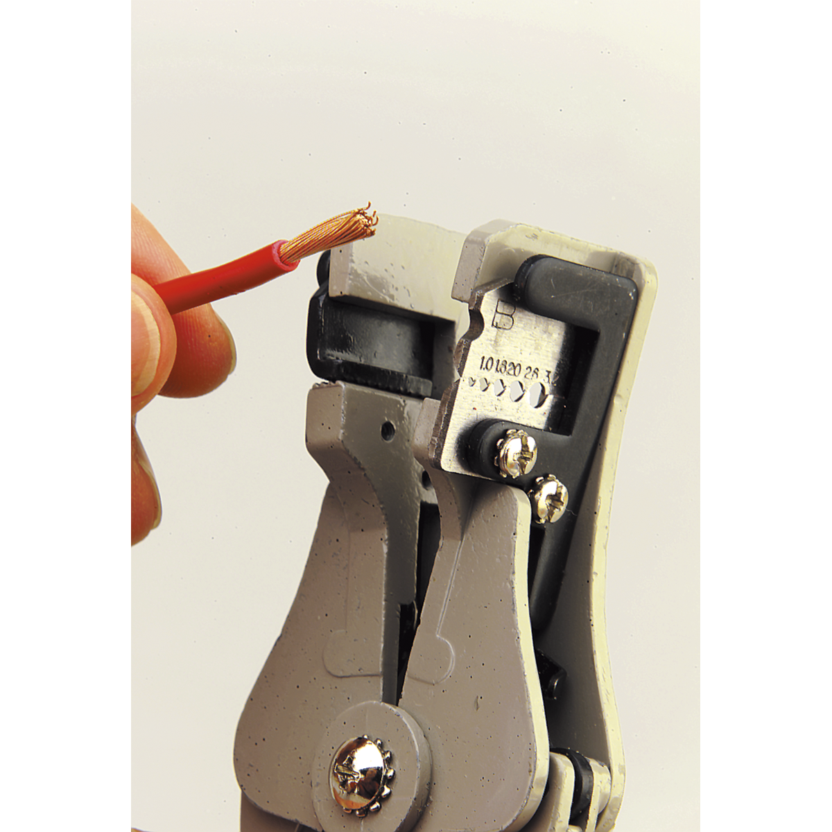 Sealey Wire Stripping Tool Automatic With Length Gauge & Vinyl Grips AK2252
