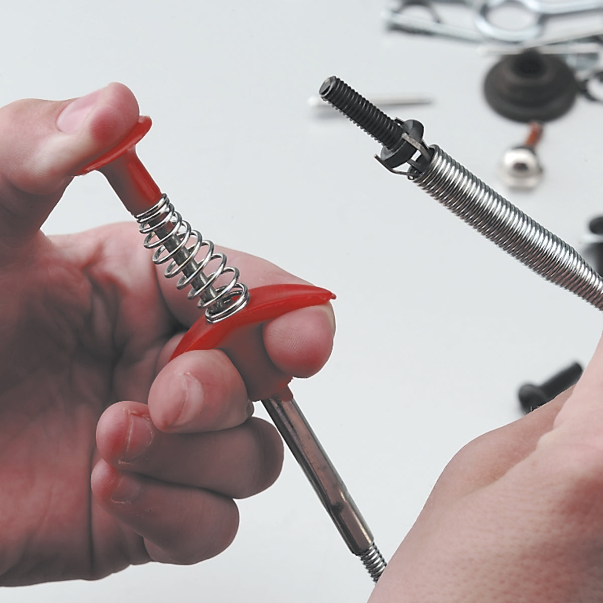 Sealey Flexible Claw Pick-Up Tool With Spring Loaded Claw Grab 610mm AK653