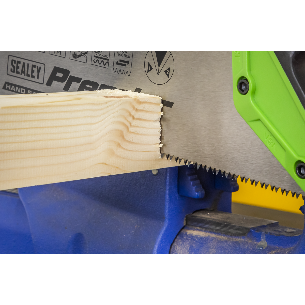 Sealey Handsaw 550mm 7TPI Carbon Steel Hardwood MDF Chipboard & Plastics AK8655