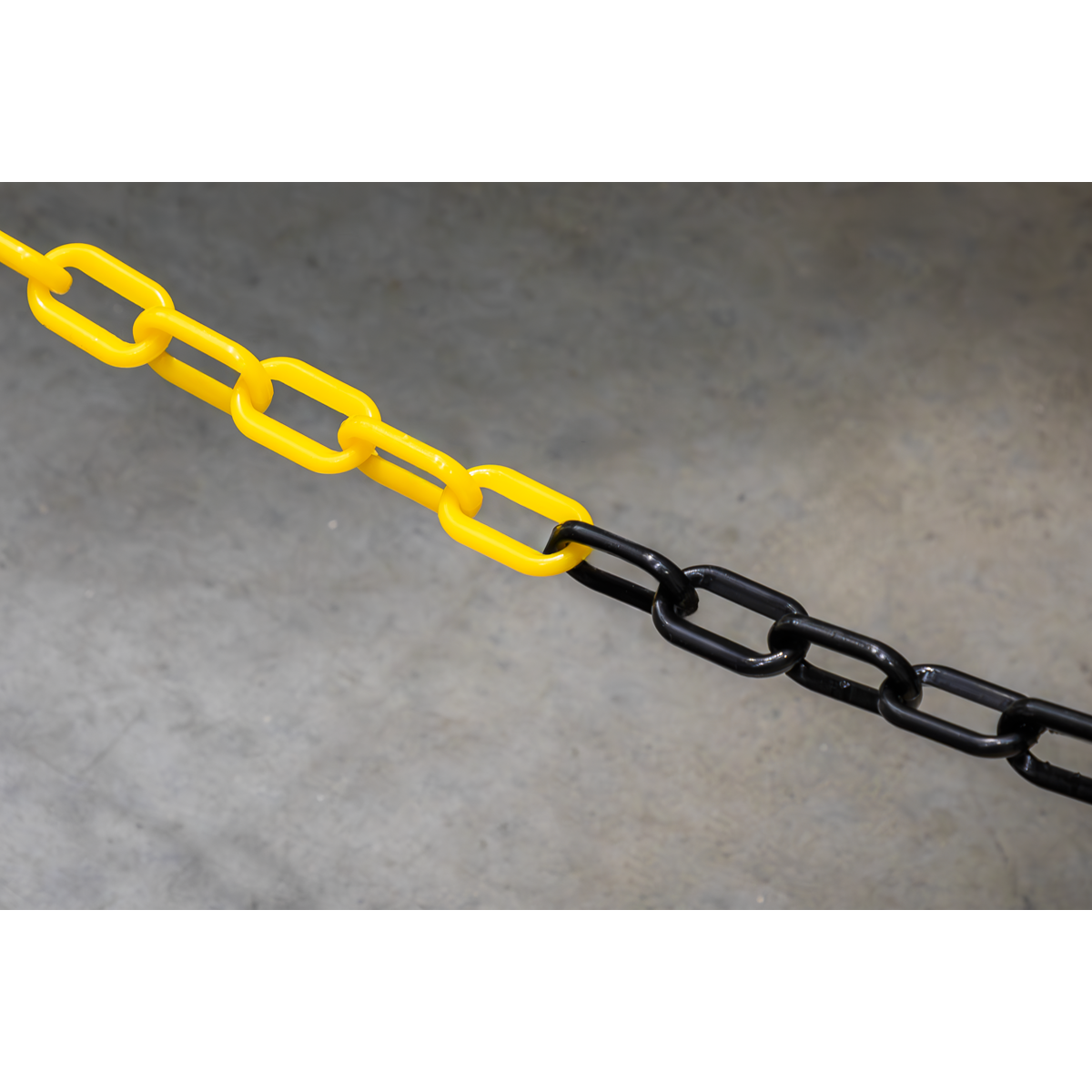Sealey Safety Chain Black & Yellow With High Visibility 25m x 6mm BYC25M