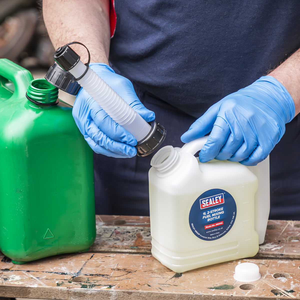 Sealey 2-Stroke Fuel Mixing Bottle Easily Visible Oil & Fuel 1L Various Ratios