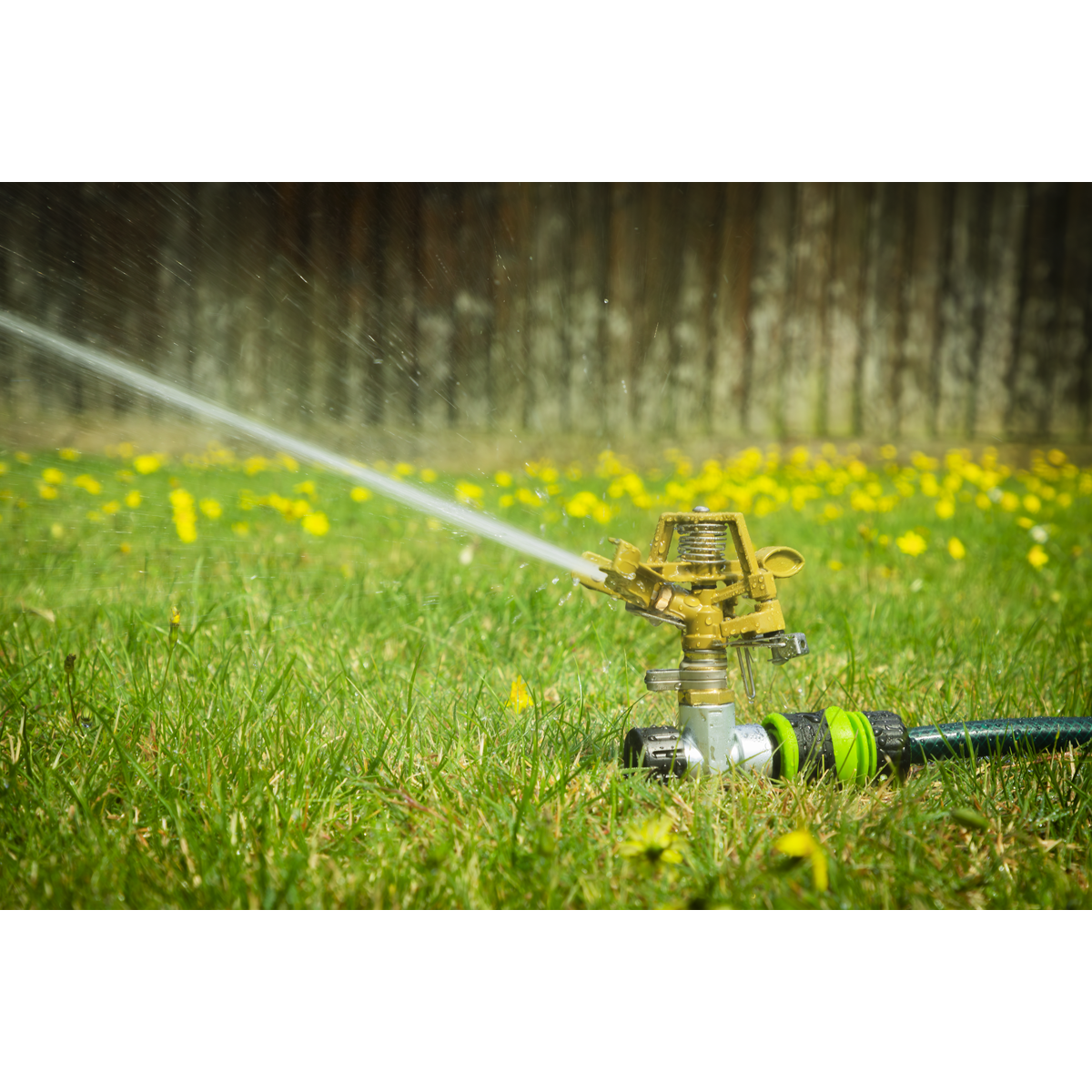 Sealey Pulsating Water Sprinkler on Metal Spike 20m Maximum Diameter JS303