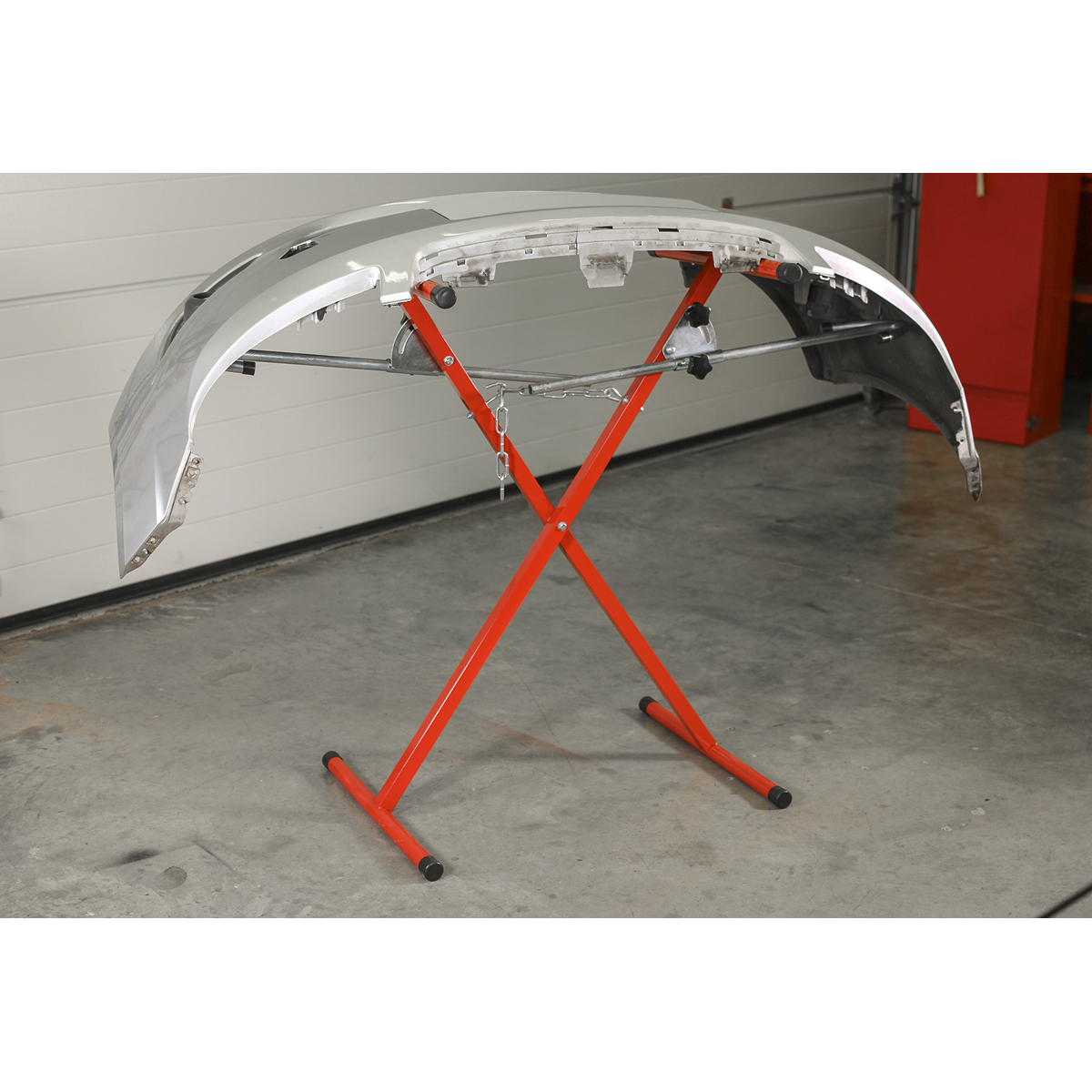 Sealey Folding Bumper/Panel Stand With Adjustable Stand Width Red/Silver MK54