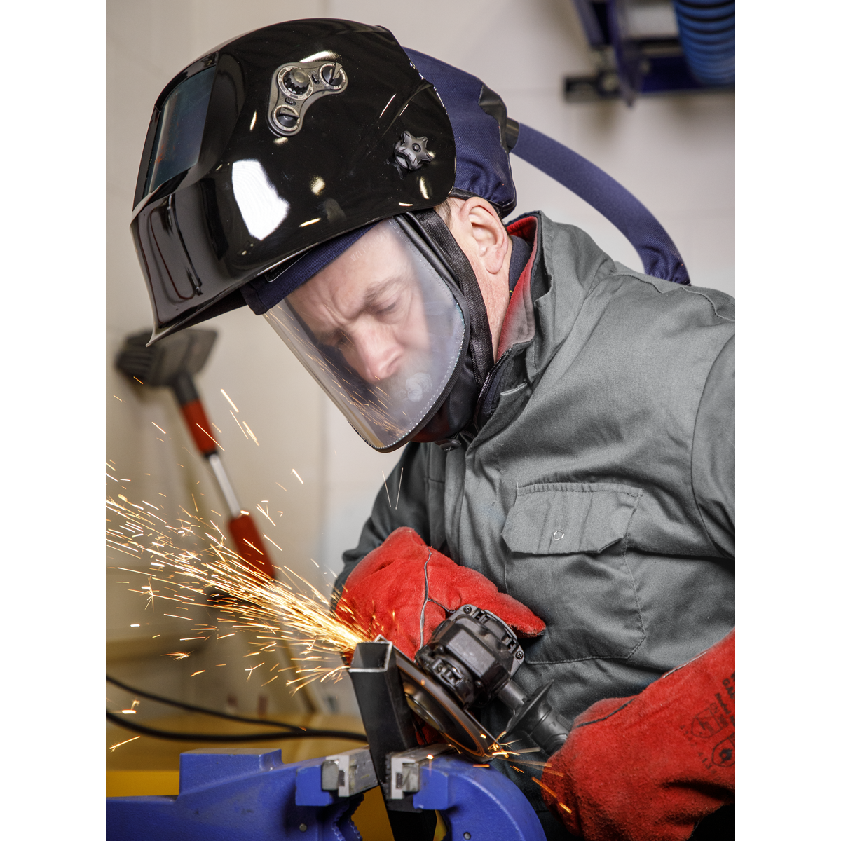 Sealey Auto Darkening Welding Helmet Powered Air Purifying Respirator PWH616
