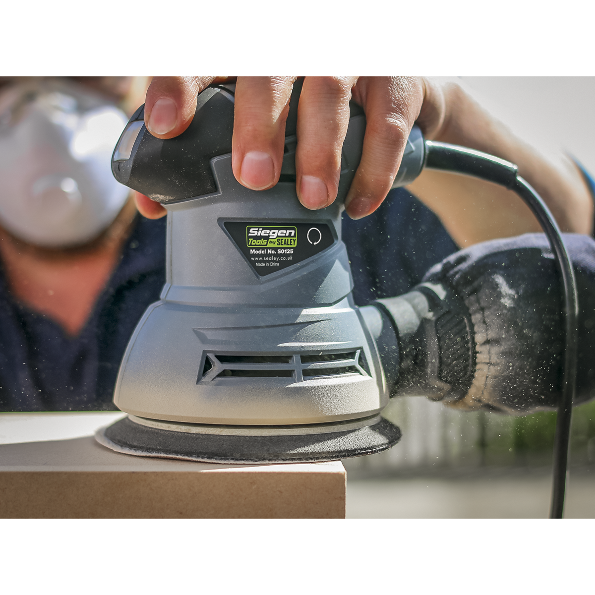 Sealey Dual Action Palm Sander Compact Ergonomic Ø125mm 240W/230V S0125