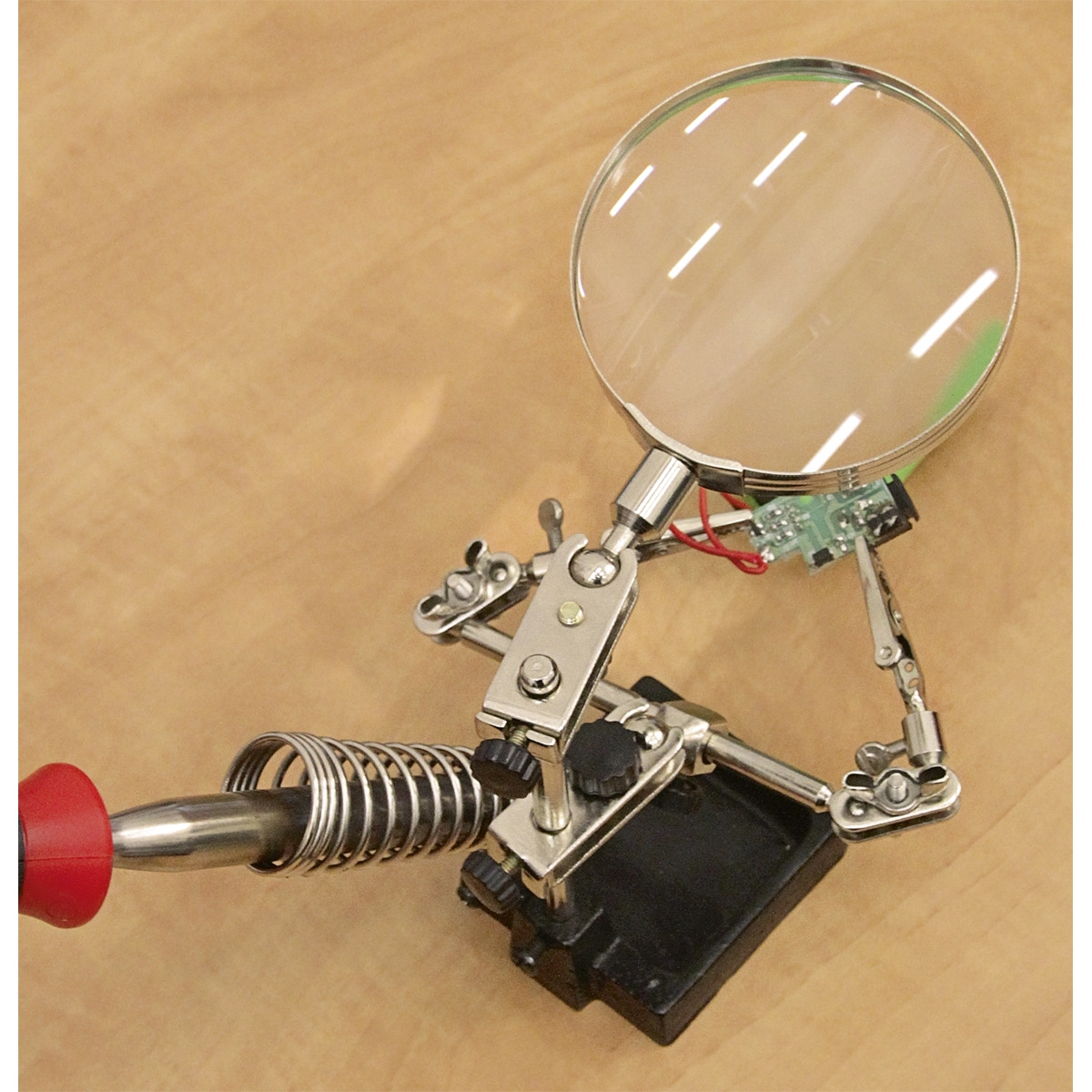 Sealey Mini Robot Soldering Stand With Magnifier & Iron Holder Daily Use SD150H