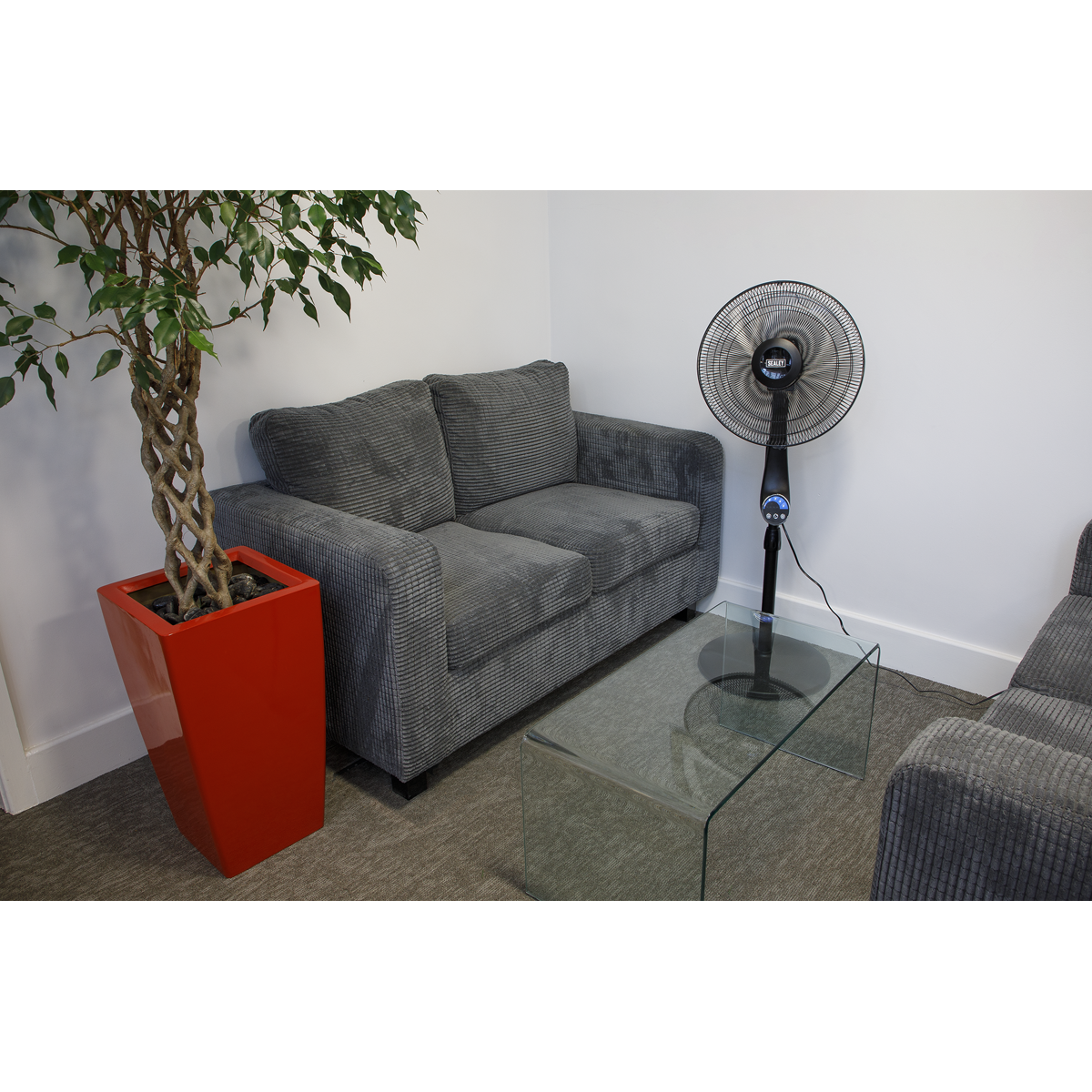 Sealey 16" Quiet High Performance Oscillating Pedestal Fan - Black SFF16Q