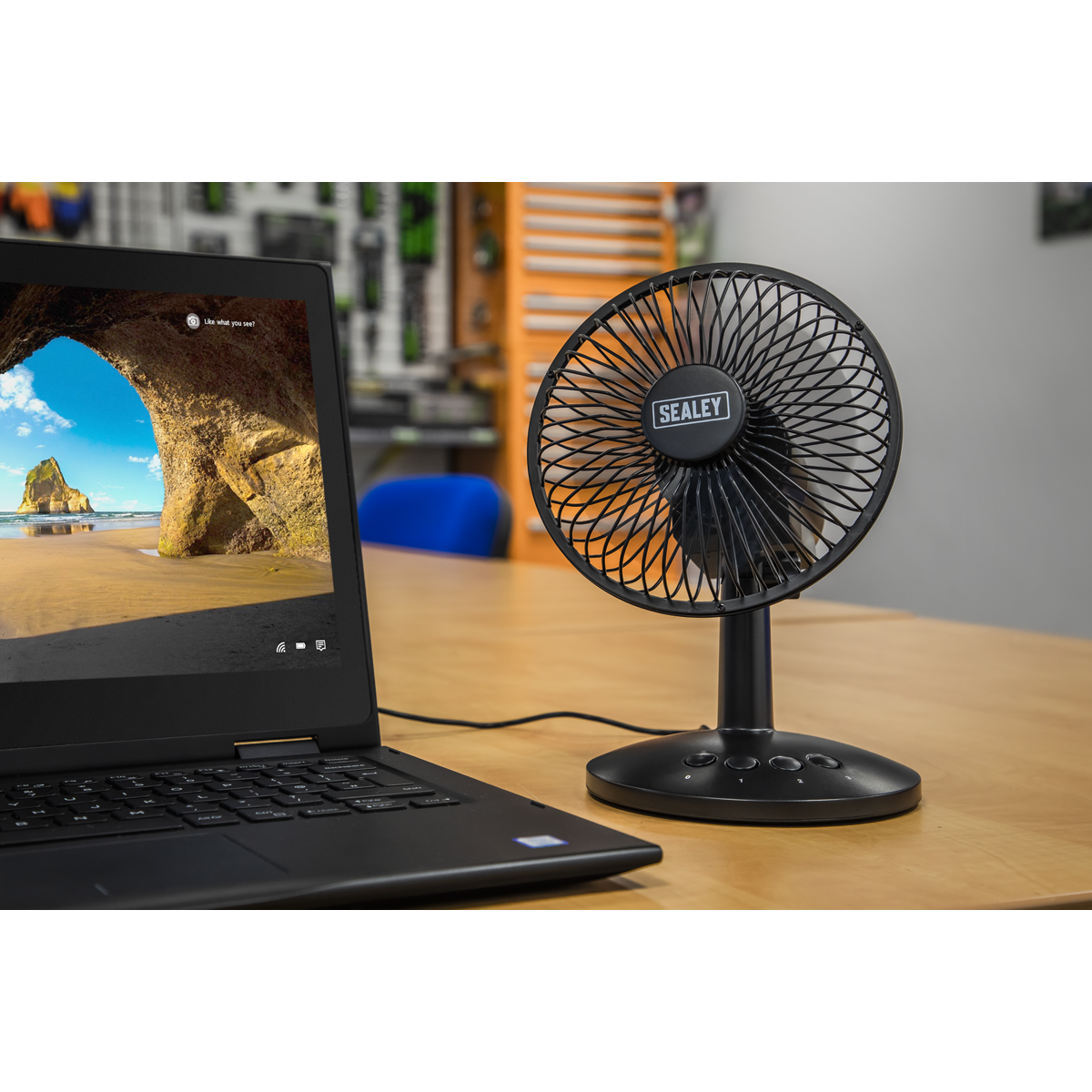 Sealey 6" Oscillating USB 3 Speed Desk Fan Brushless Motor - Black SFF6USB