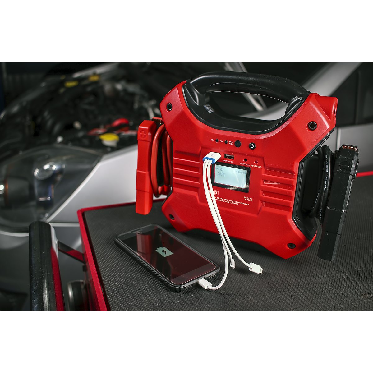 Sealey Jump Starter Power Pack Lithium Iron Phosphate 12V 24V 1200A 600A SL32S