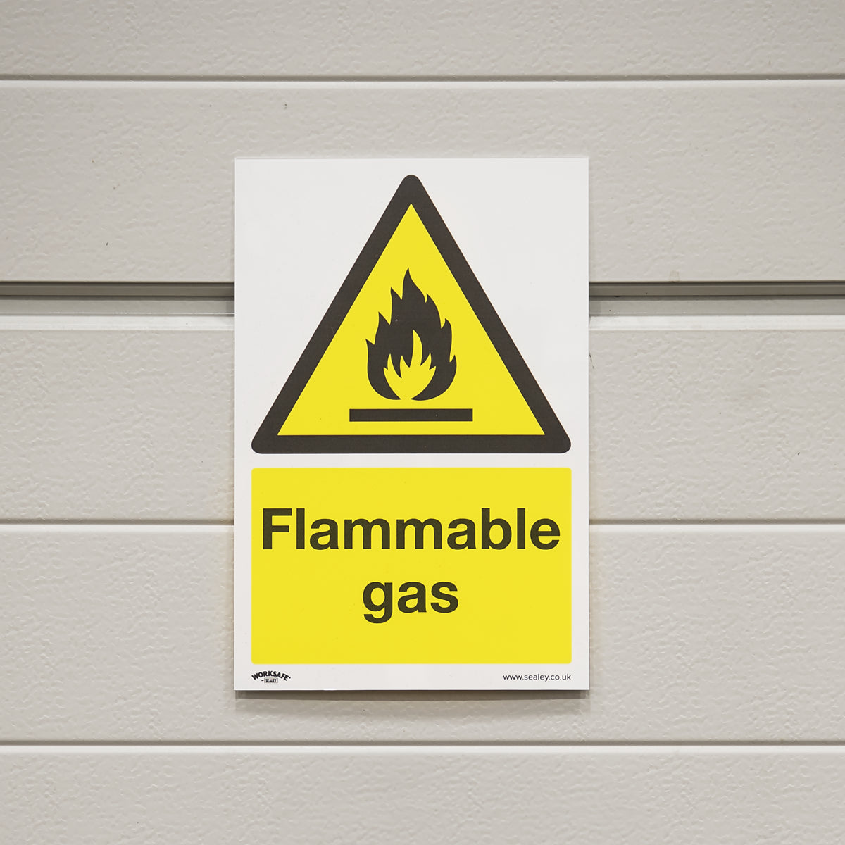 Sealey Warning Safety Sign Flammable Gas Self-Adhesive Vinyl 200 x 300mm SS59V1
