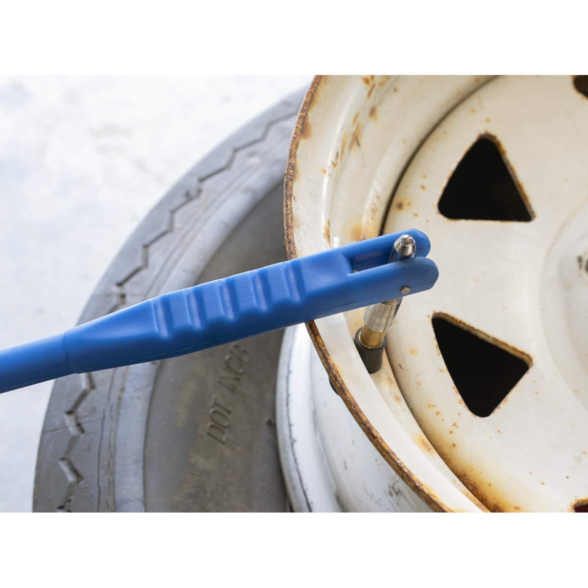 Sealey Alloy Rim Tyre Valve Installer Resilient Nylon 270mm Hand Tool TST04
