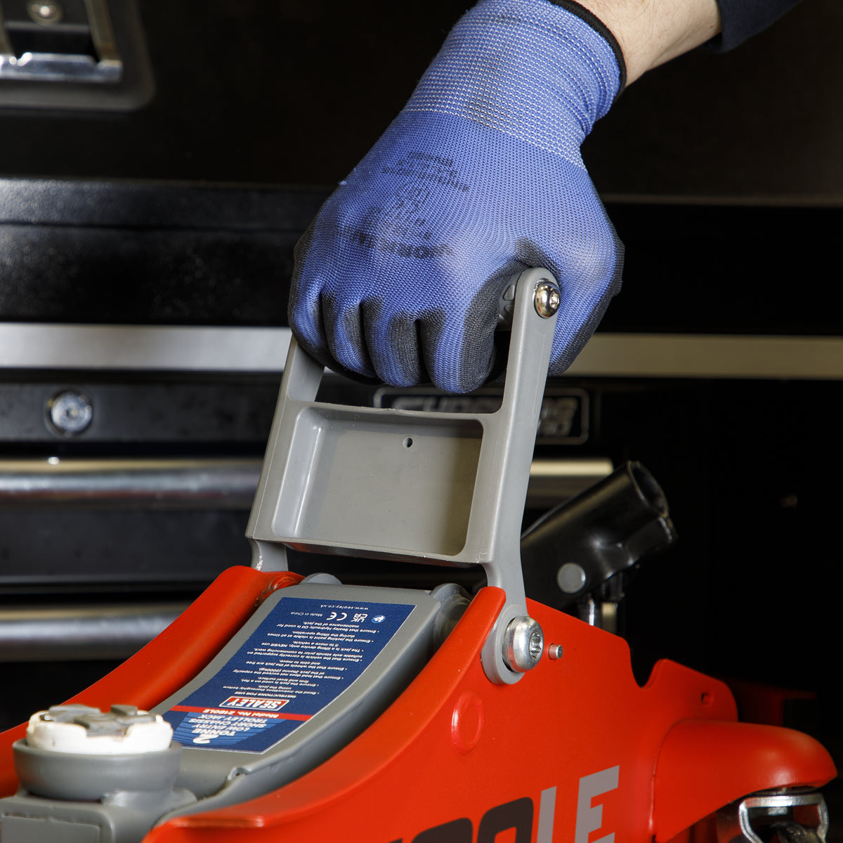 Sealey Handle Trolley Jack 2 Tonne Low Profile Short Chassis Red 2180LE