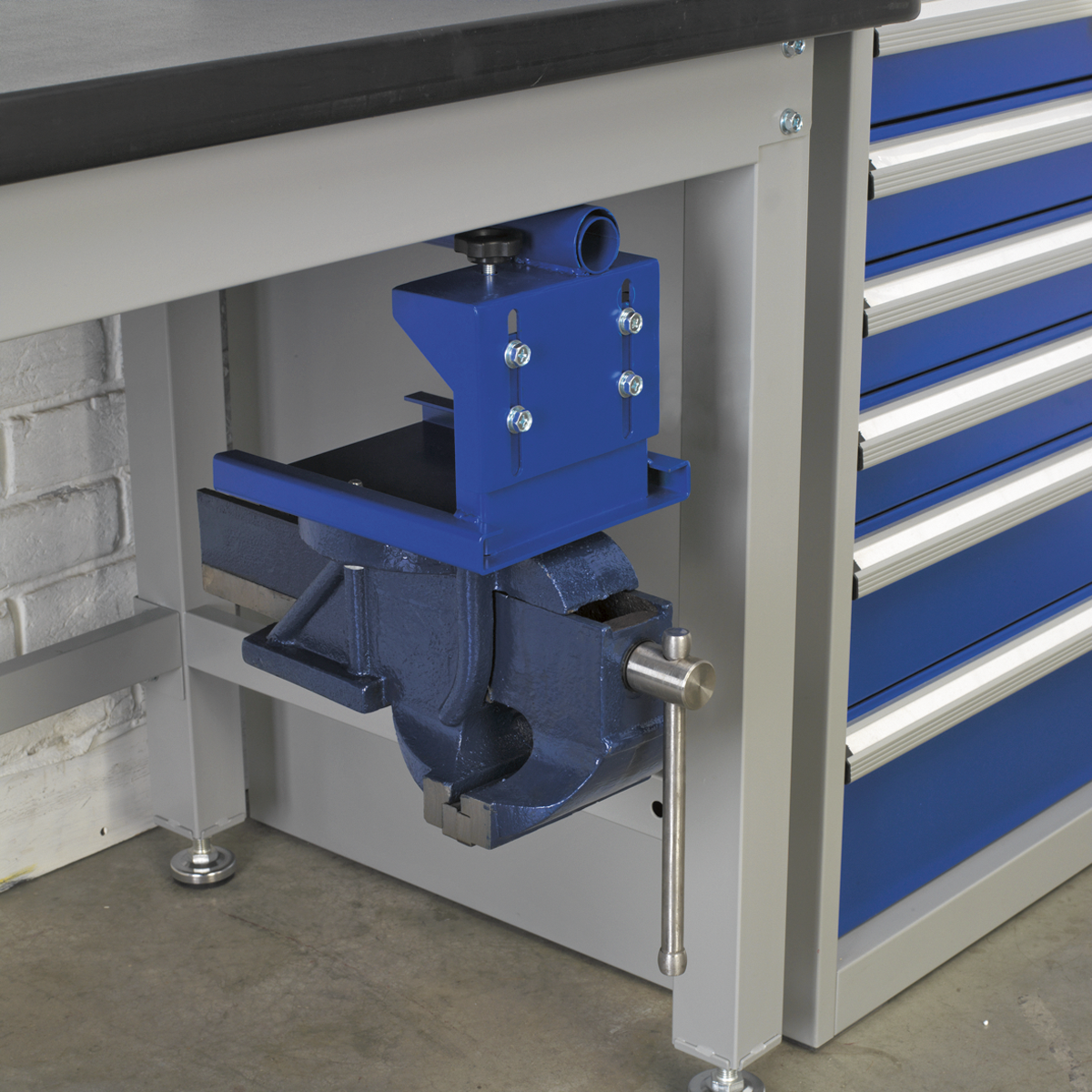 Sealey Vice Mounting Plate For API Series Industrial Work Benches Blue API10