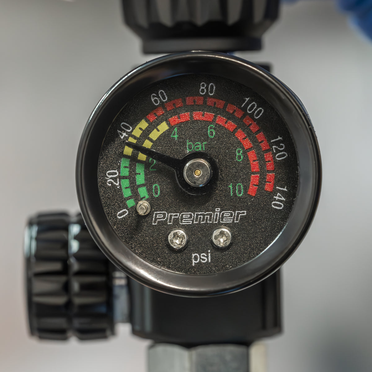 Premier On-Gun Air Pressure Regulator Gauge With Glass Lens High Pressure & Flow
