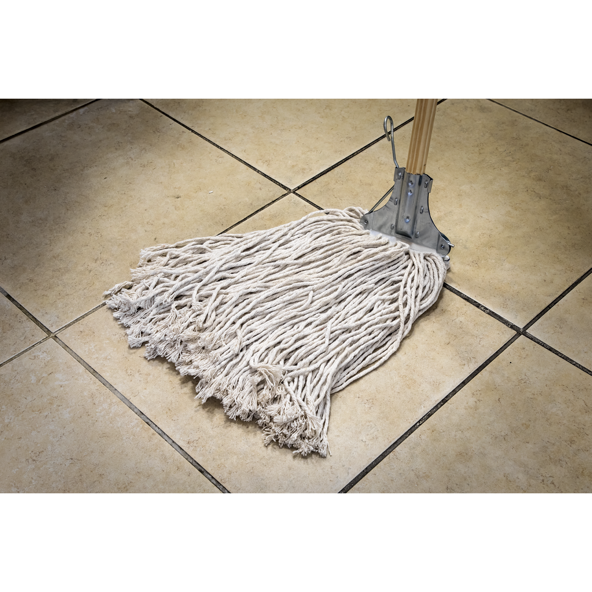 Sealey Kentucky Mop With Wooden Handle 450g Extra Thick 100% Cotton Head BM03