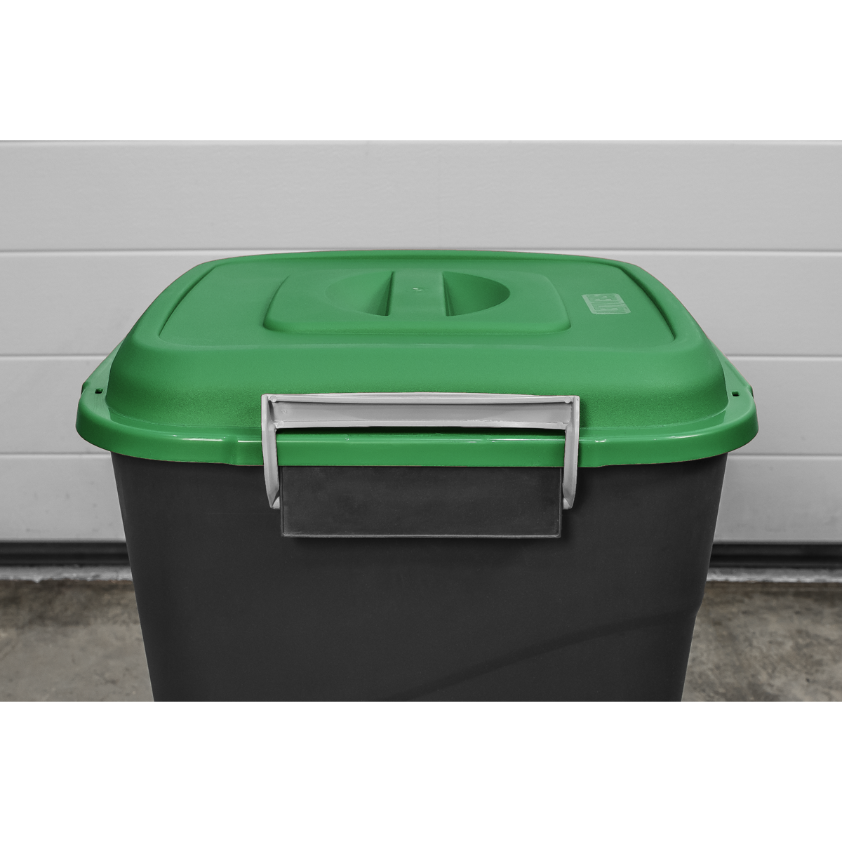 Sealey Refuse Storage Bin Fitted With Lid Latches Polypropylene 50L Green BM50G