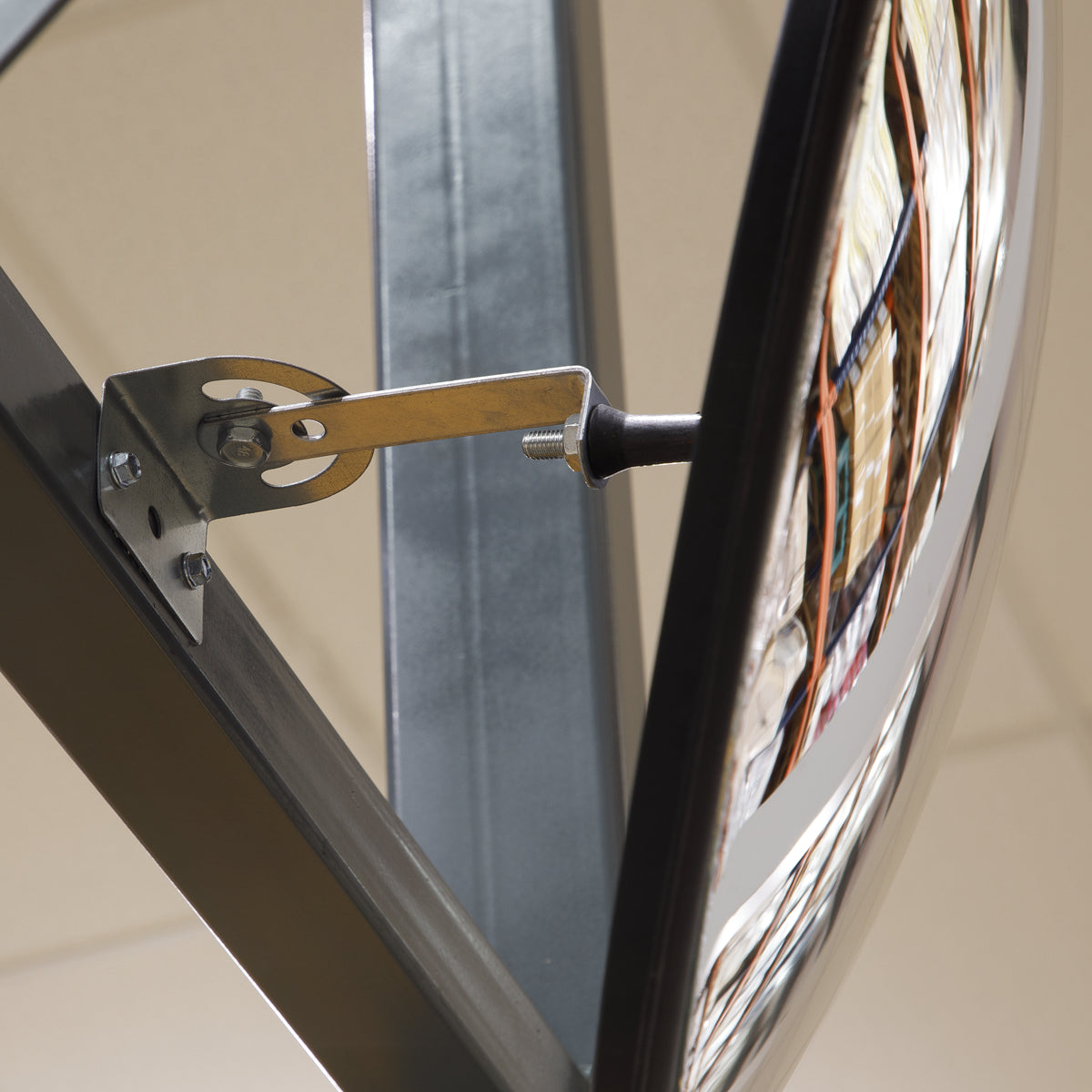 Sealey Convex Mirror Wall Mounting 450mm With Adjustable Swivel Joint CM450
