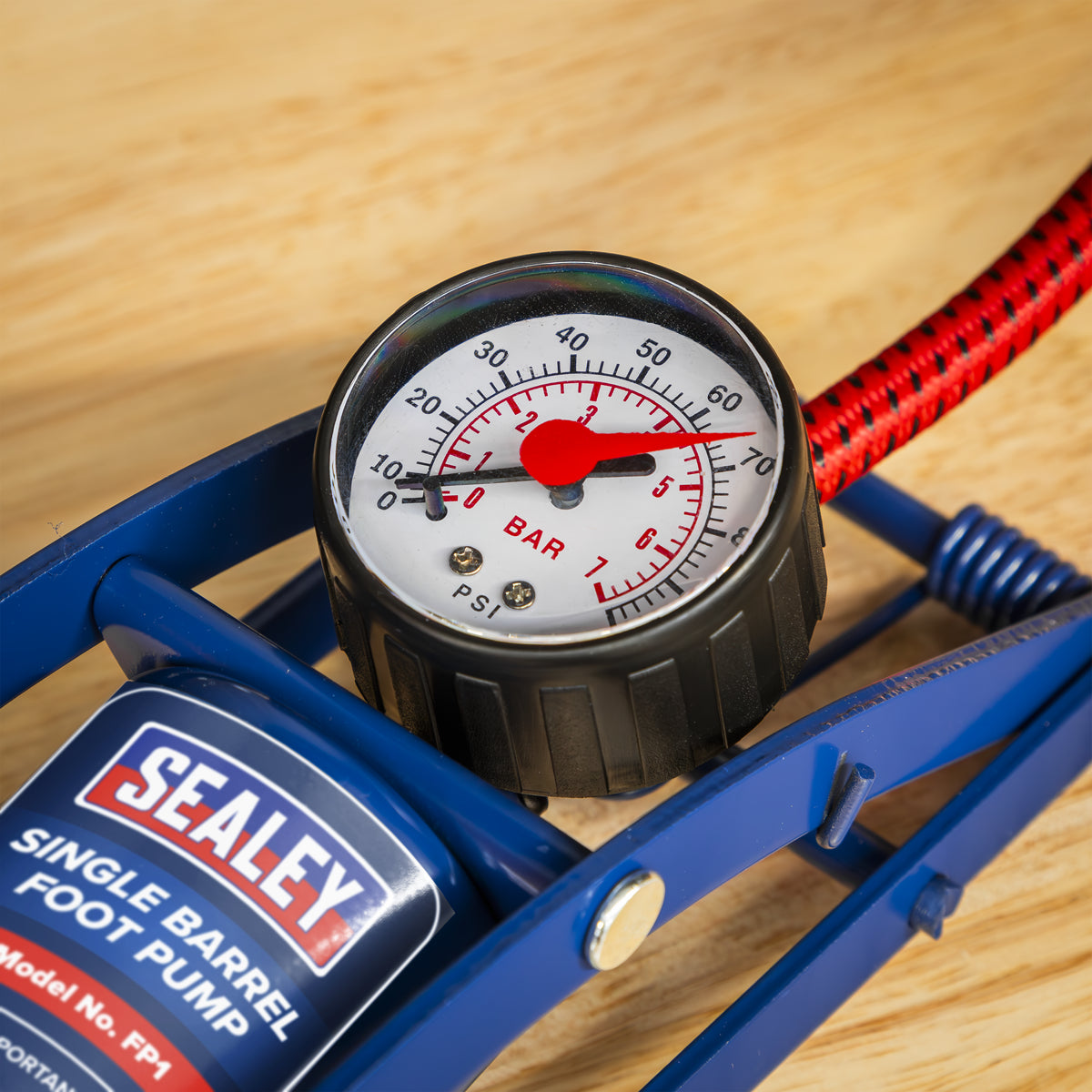 Sealey Foot Pump Single Barrel Dial Type Pressure Gauge With Rotating Bezel FP1
