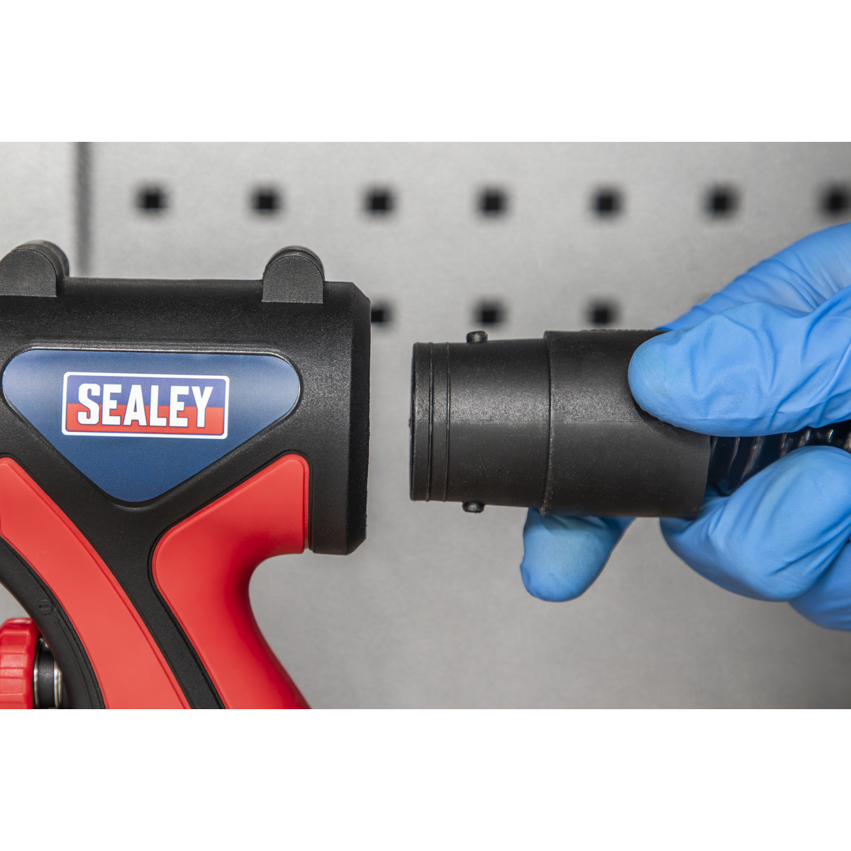 Sealey HVLP Spray Gun Kit Air Hose Length 3m 700W 800mL Pot Capacity HVLP3000