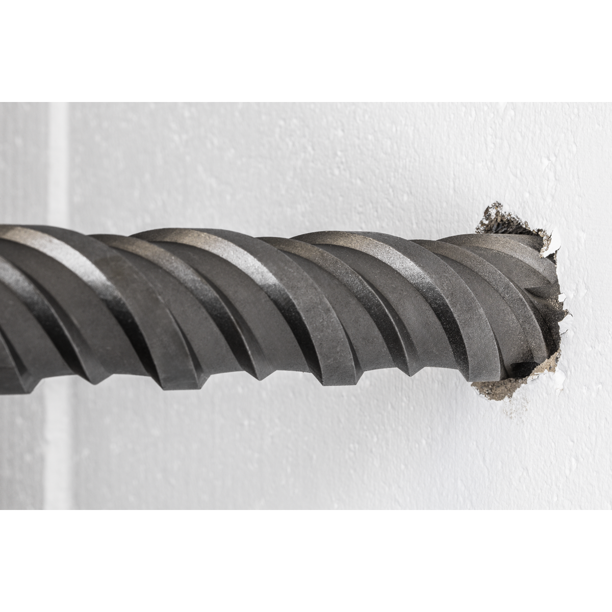 Sealey SDS MAX Drill Bit Fully Hardened & Ground 38 x 370mm 1 Piece MAX38X370