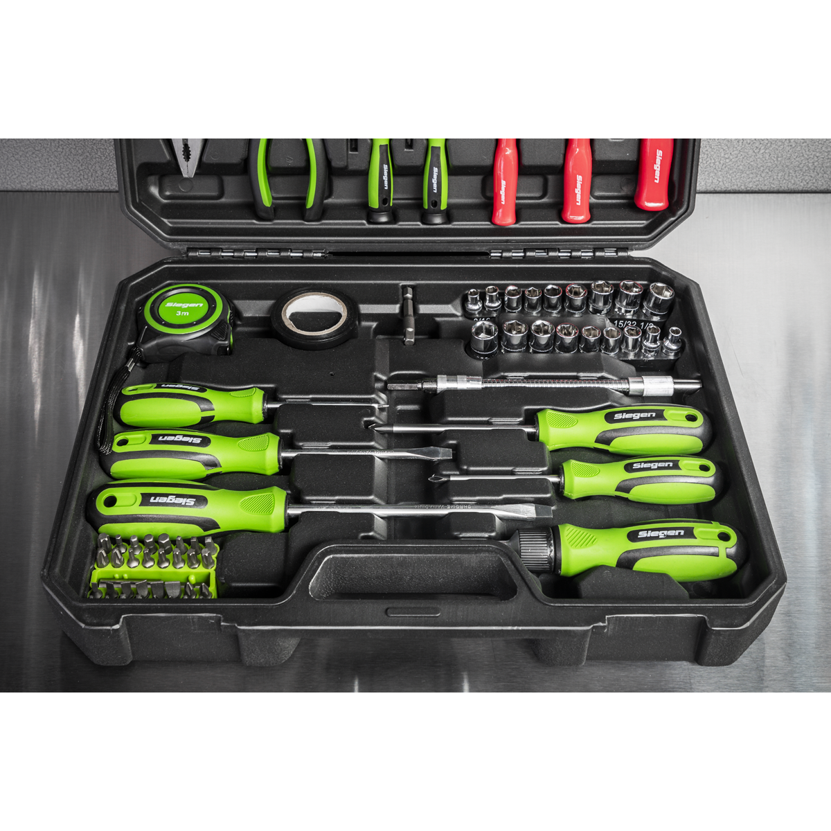 Sealey Tool Kit With Reversible 72-Tooth Ratchet Bit Driver 73 Pieces S01220