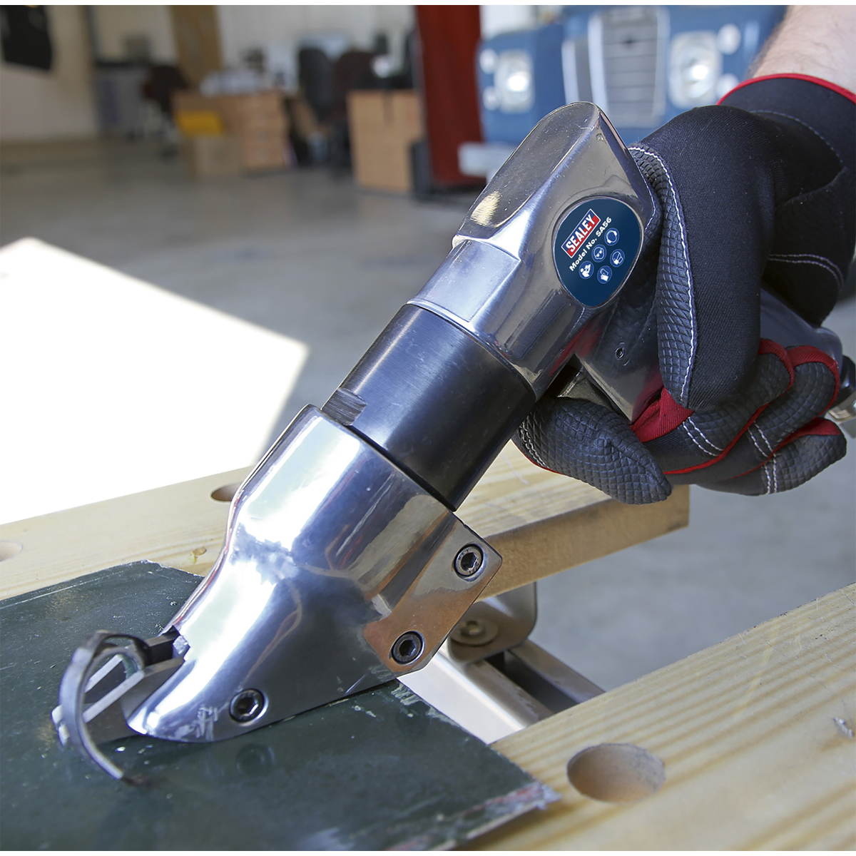 Sealey Air Shears Pistol Type 1/4" BSP 4CFM 90PSI For Cutting Sheet Metal  SA56