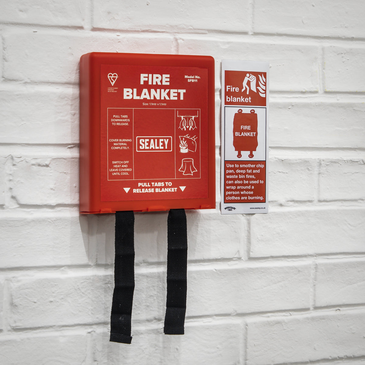 Sealey Safe Conditions Safety Sign Fire Blanket Rigid Plastic 75 x 210mm SS53P1