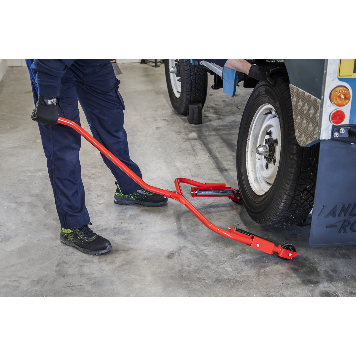 Sealey Wheel & Tyre Handling Dolly - 127kg Capacity 535mm Fork Centres TH002