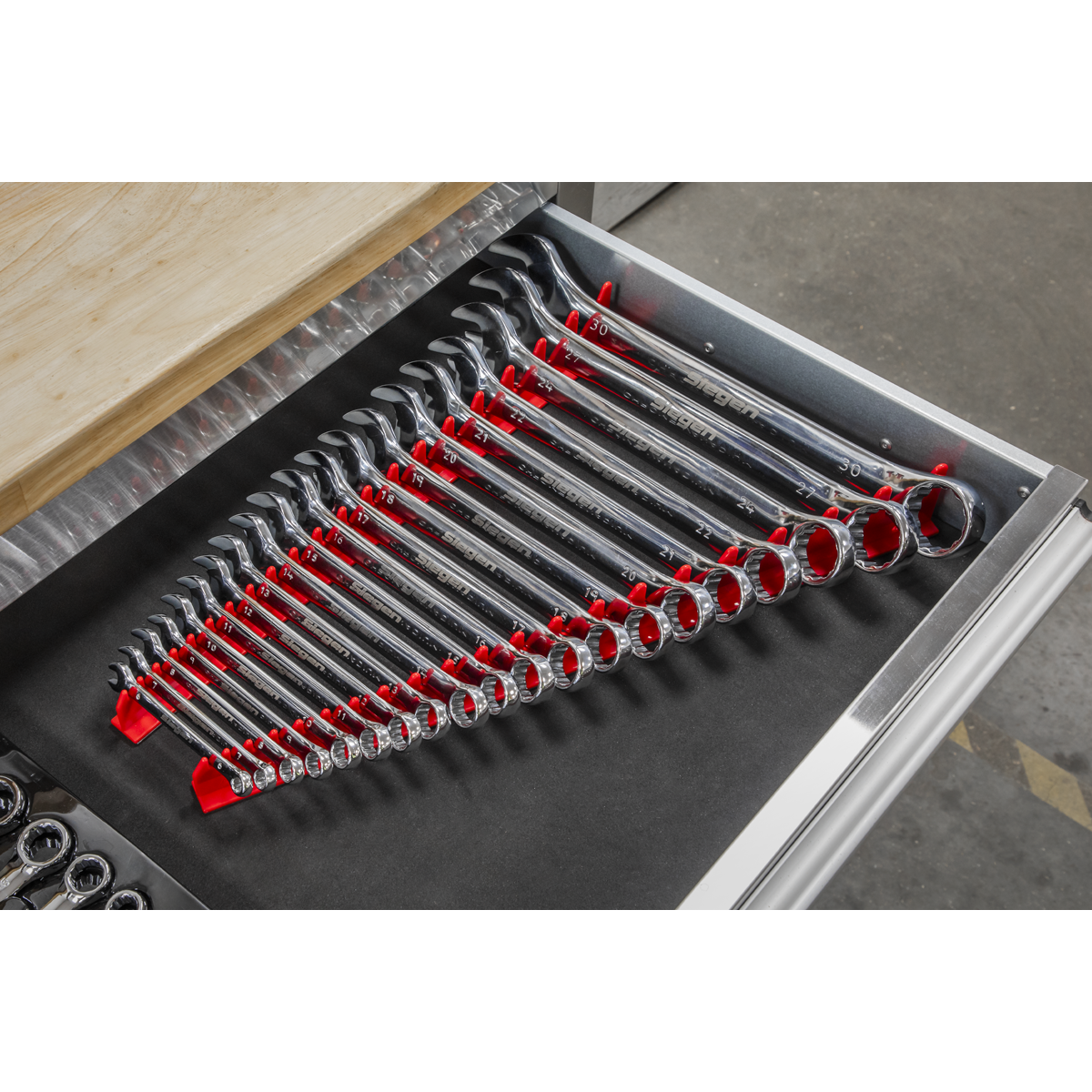 Sealey Durable Composite Sharks Teeth Spanner Rack With Magnetic Strips 2pc WR02