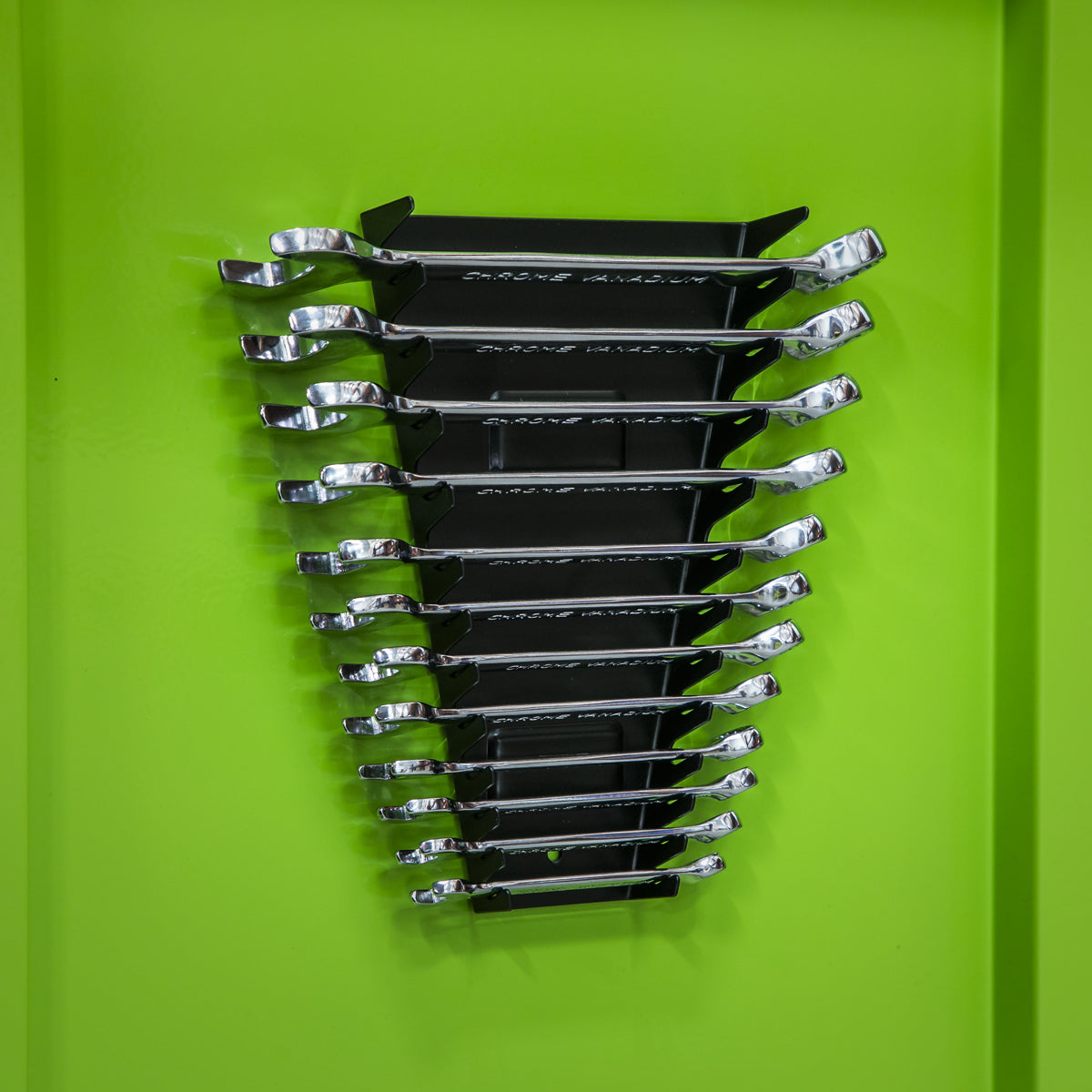 Sealey Spanner Rack Magnetic Capacity 12 Spanners Wall Mauntable Black WR03