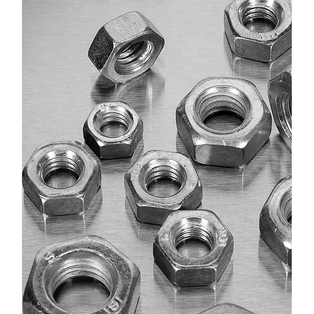 Sealey Steel Nut Assortment 320 Pieces 1/4" - 1/2" Imperial UNC DIN 934 AB030SN
