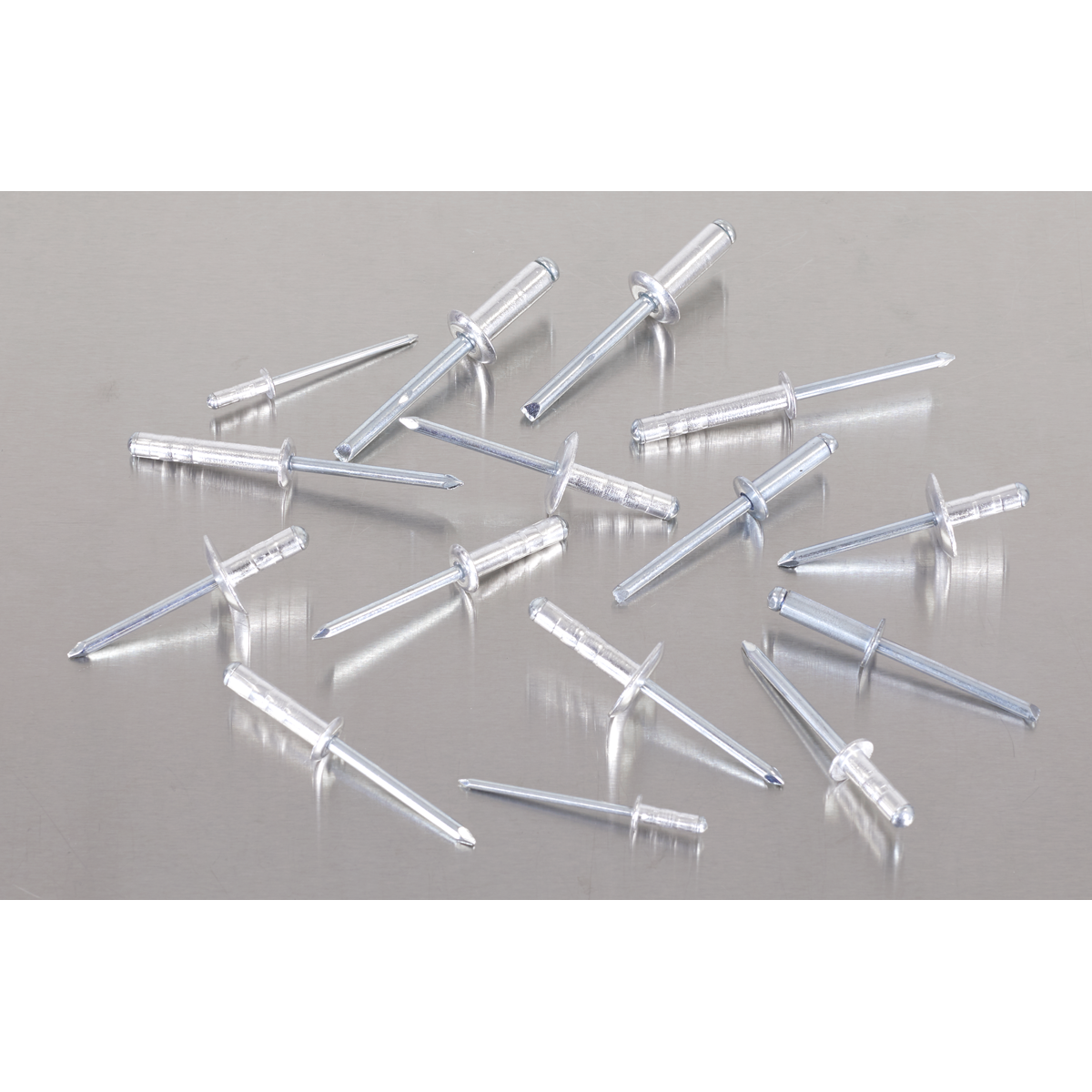 Sealey Aluminium Rivet Assortment 335 Pieces Multipurpose With Box AB079AR