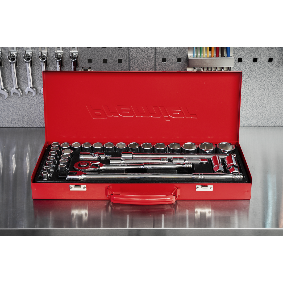 Sealey Socket Set 32 Pcs 1/2" Square Drive 6-Point WallDrive - DuoMetric AK693