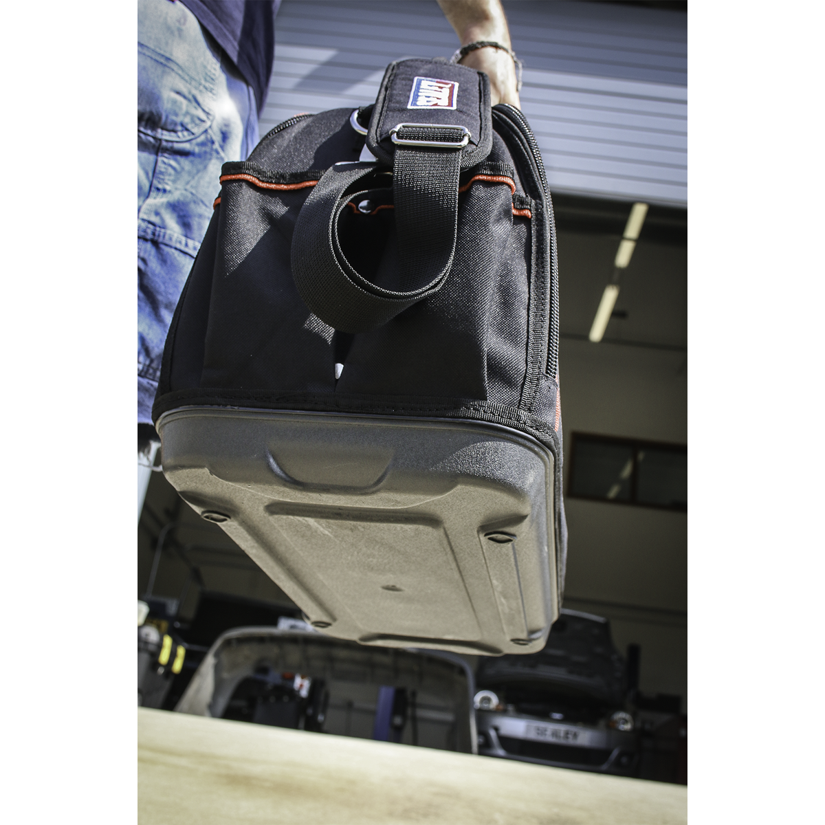 Sealey Tool Storage Bag With 24 Pockets 500mm Heavy Duty - Red/Black AP513