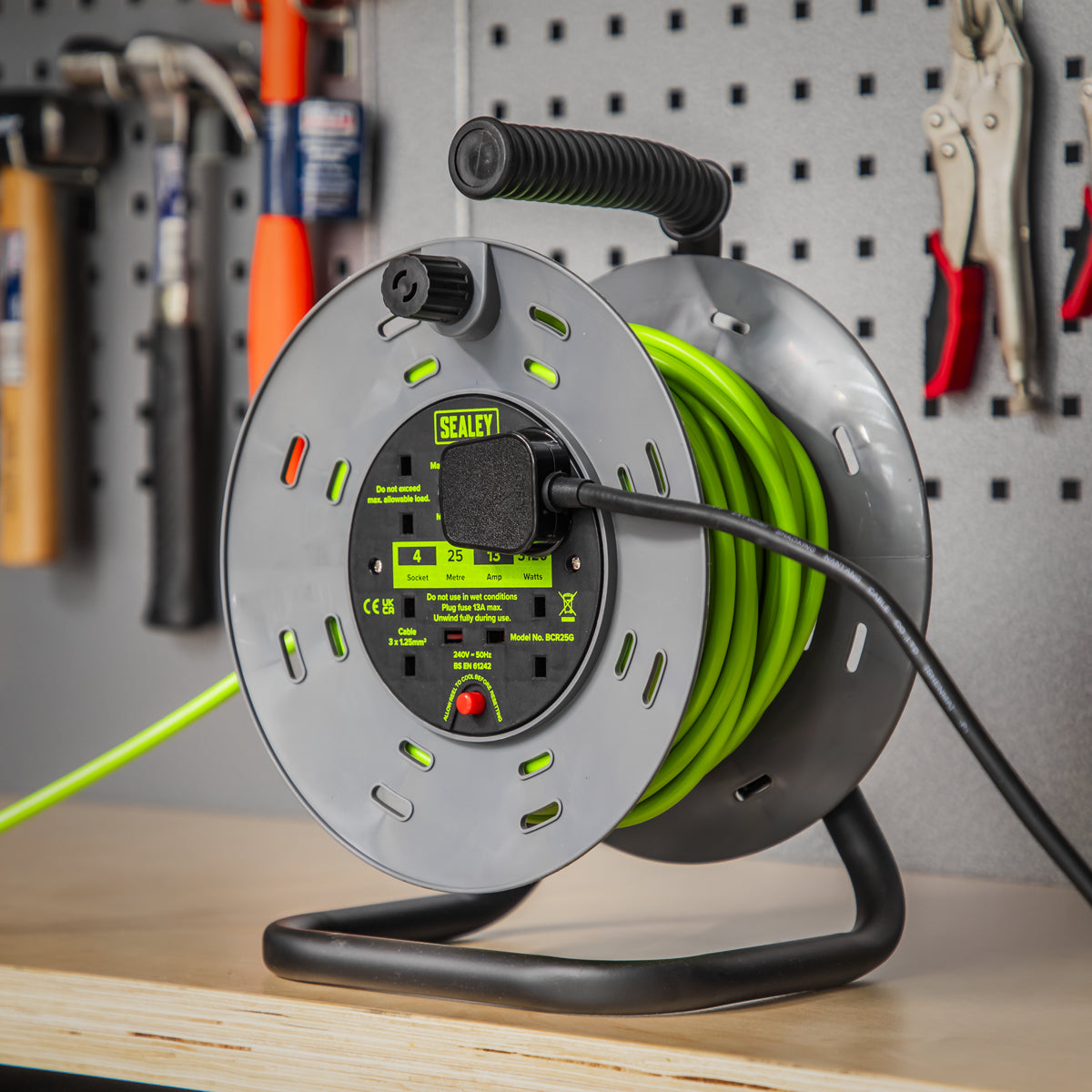 Sealey Cable Reel With Thermal Trip 4x 230V Sockets 25m Portable Durable Green
