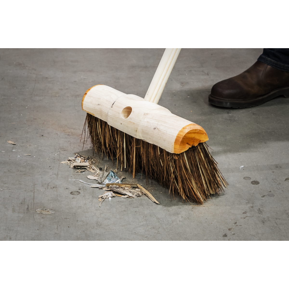 Sealey Heavy Duty Saddle Back Head Broom 13" (325mm) Stiff/Hard Bristle BM13HX