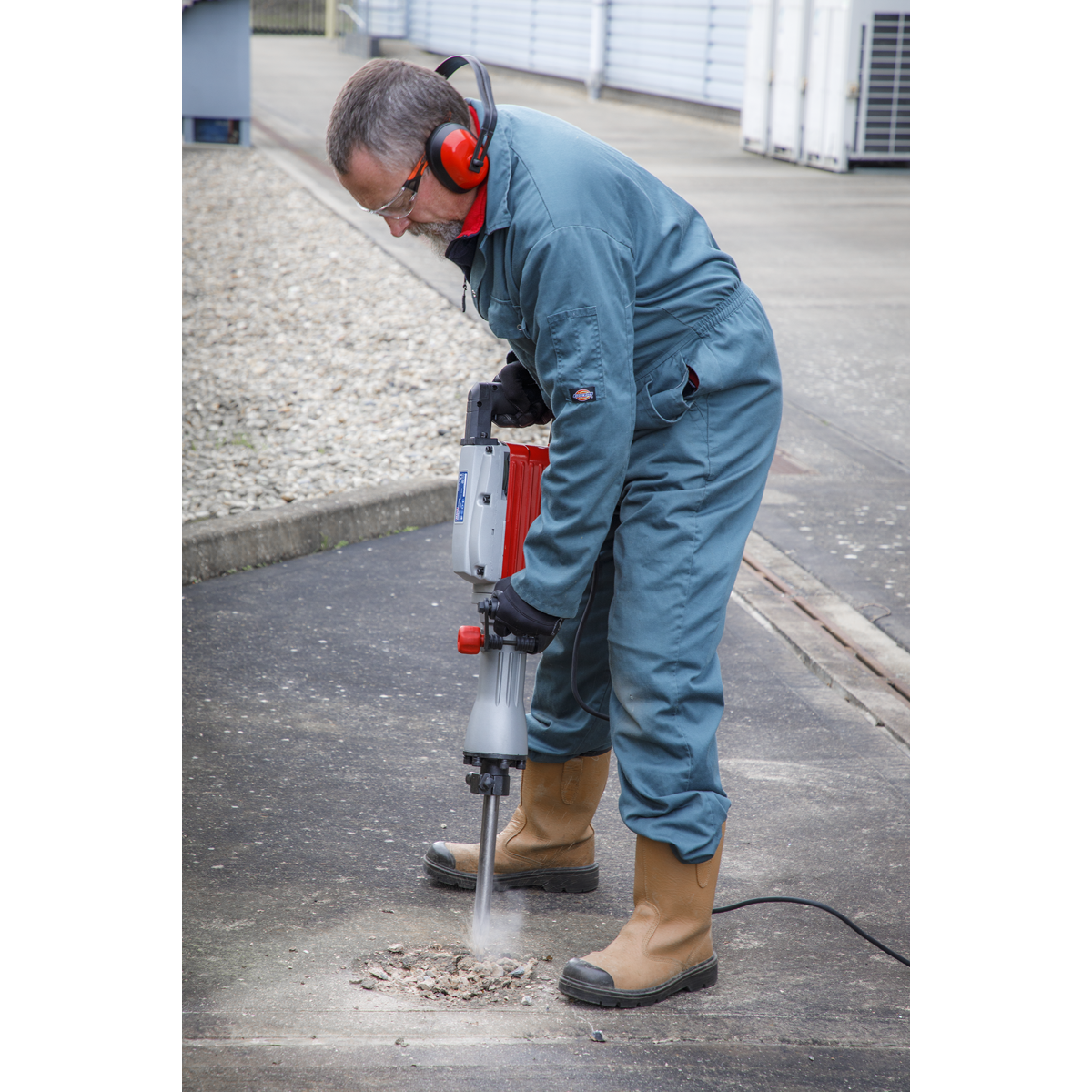 Sealey 240V 1600W HEX Demolition Hammer With Anti-Fatigue Trigger-Lock DHB1600