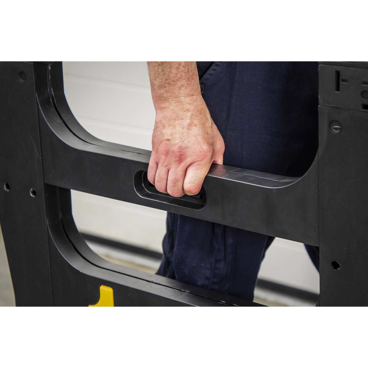 Sealey Heavy Duty Folding Composite Trestles Fully Collapsible 4 Hooks FDT42
