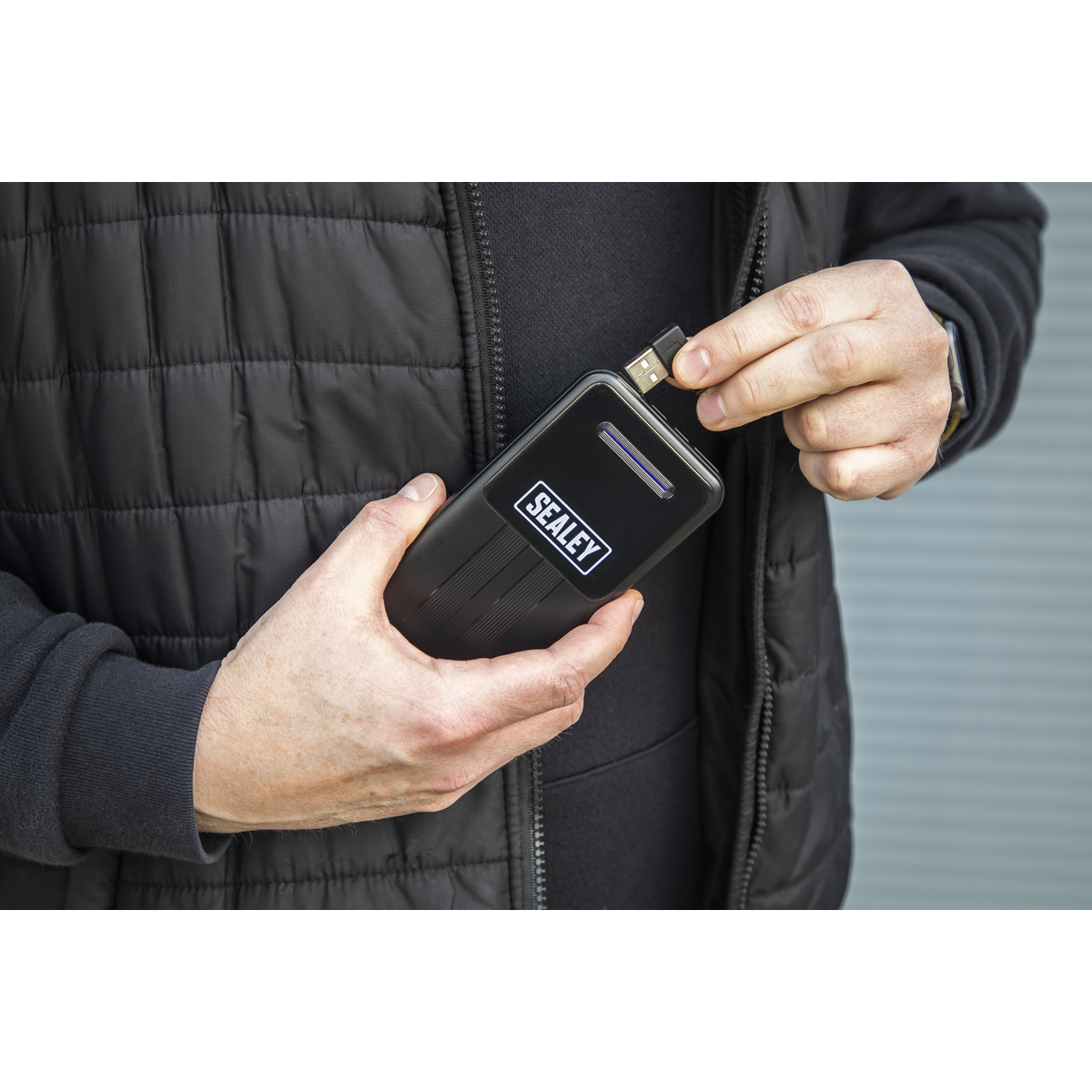 Sealey 5V Heated Puffy Gilet - 44" to 52" Chest With Power Bank 20Ah HG02KIT