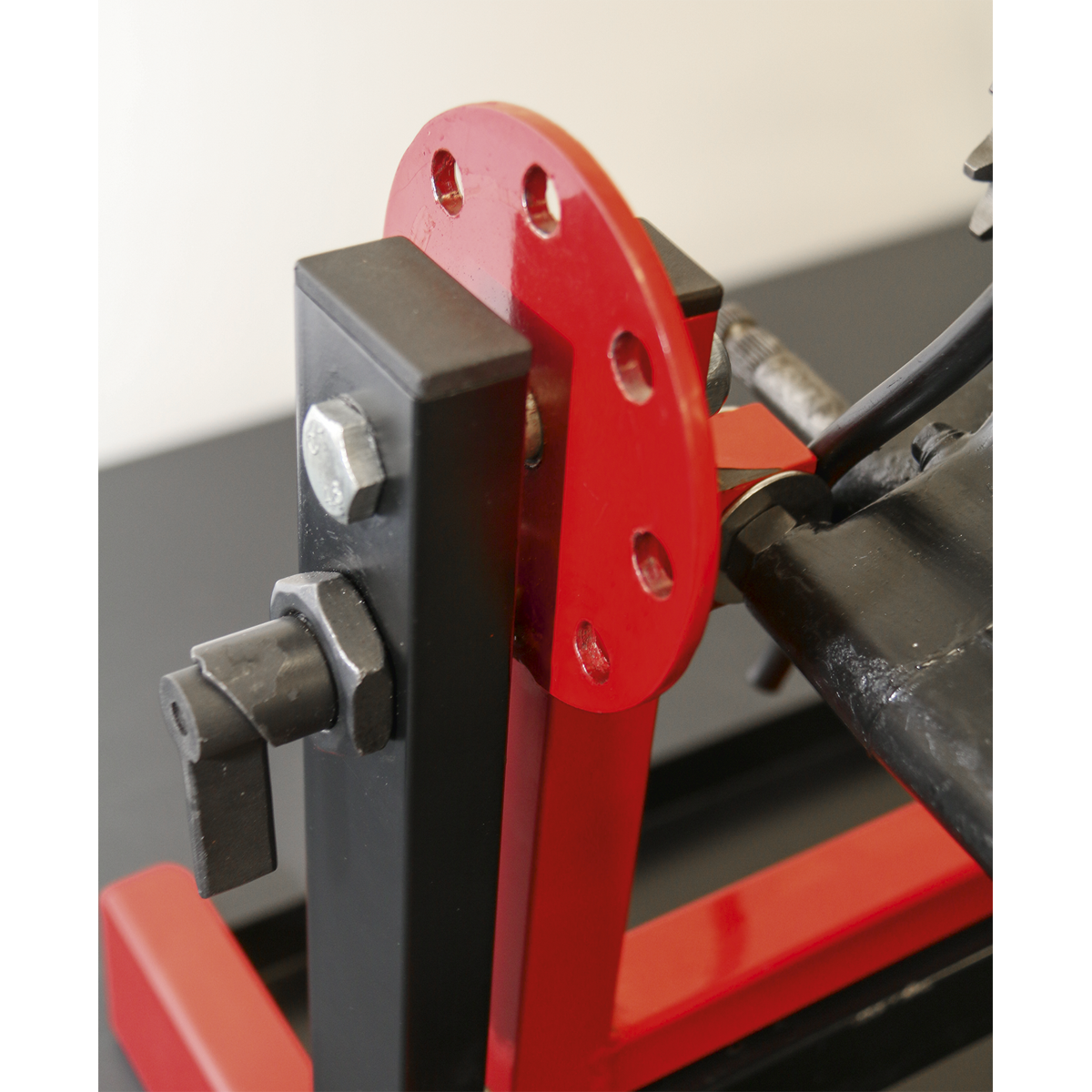 Sealey Single/Twin Cylinder Motorcycle Engine Stand 30kg - Red/Black MES01
