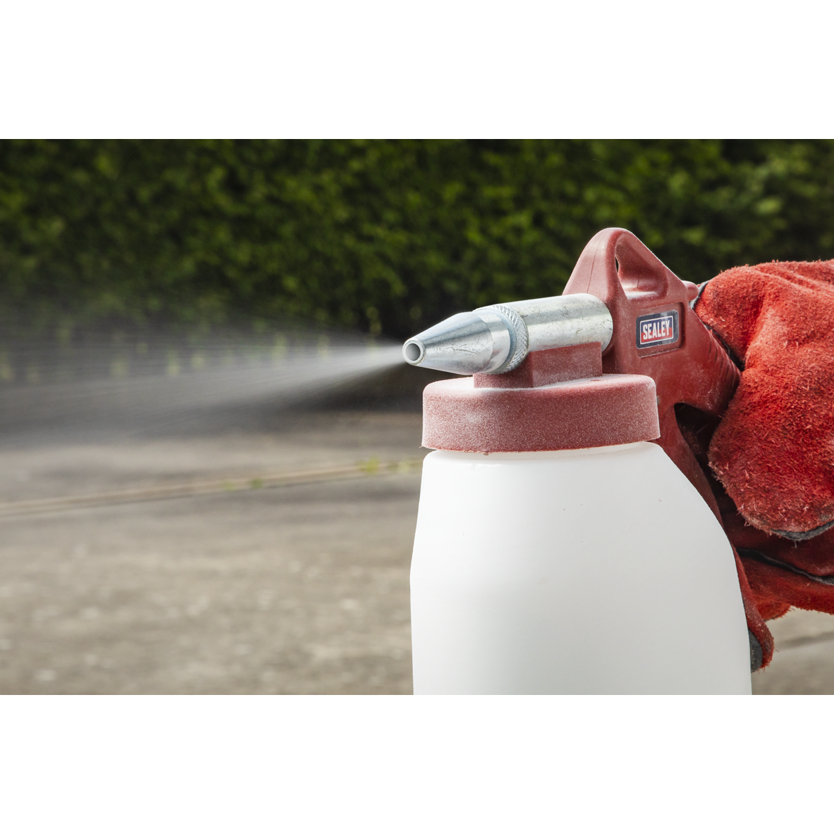 Sealey Portable Soda Blasting Gun With Adjustable Nozzle - Red/White PSB05