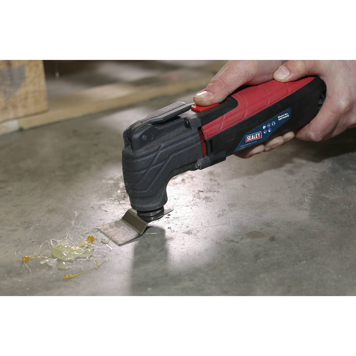 Sealey Oscillating Multi Tool 300W 230V 15000-21000RPM Variable Speed SMT300Q